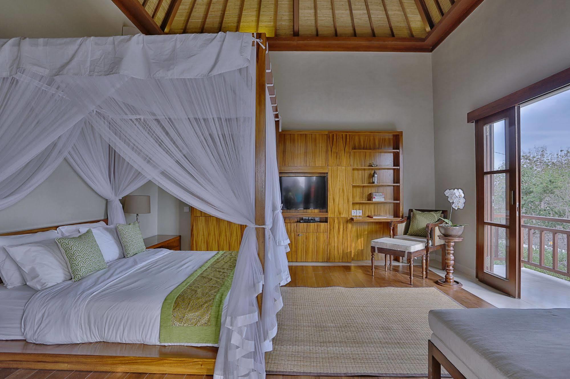 Villa Nikara Kuta  Luaran gambar